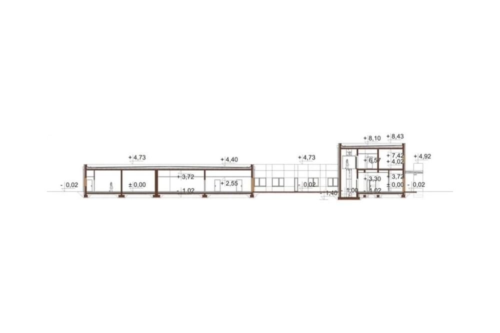 Projekt ośrodka rehabilitacyjnego z częścią hotelową K-155, dwukondygnacyjny, niepodpiwniczony, bez garażu - przekrój C-C