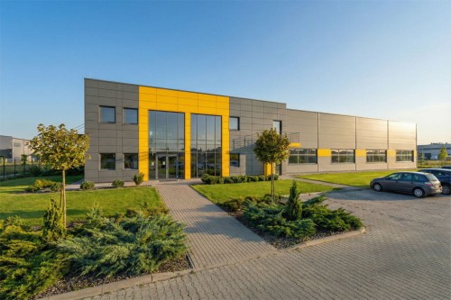 Projekt budynku magazynowo-produkcyjno-biurowego K-163, dwukondygnacyjnego, bez garażu, bez podpiwniczenia - wizualizacja elewacji frontowej