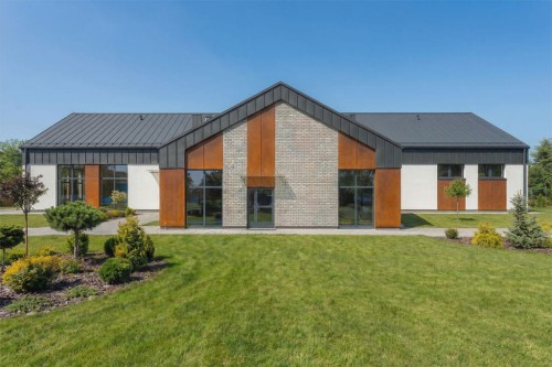 Projekt budynku LK-168 - wykończenie elewacji