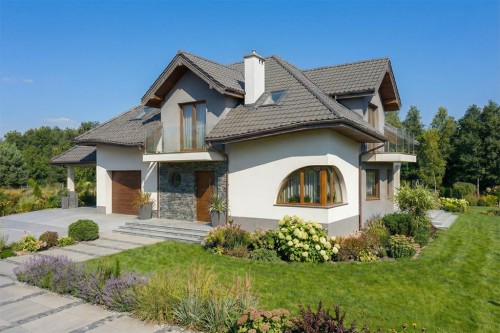 Projekt domu Arbantia DM-6811, parterowy, z poddaszem i garażem, bez podpiwniczenia – wizualizacja elewacji