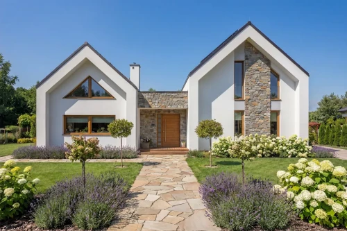 Projekt domu Salone 2 L-6852, parterowy z poddaszem użytkowym, bez podpiwniczenia, bez garażu - wizualizacja elewacji frontowej