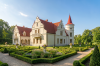 Projekt domu Słoszewice 2 RWL-04, parterowy z poddaszem użytkowym, z garażem trzystanowiskowym, częściowo podpiwniczony - wizualizacja elewacji prawej