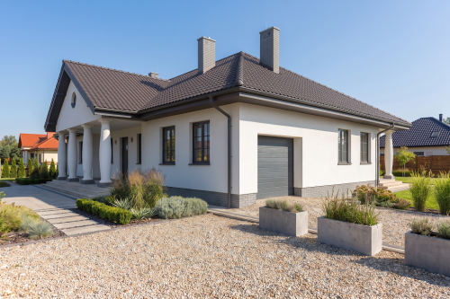 Projekt domu Ełk tech. DM-6471 tech., parterowy z poddaszem nieużytkowym, bez podpiwniczenia, z garażem - wizualizacja elewacji prawej