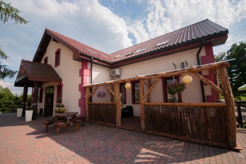 Realizacja projektu K-18 Restauracja, Dom weselny