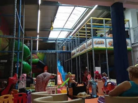 Realizacja projektu LK-53 Budynek magazynowo - produkcyjno - biurowy